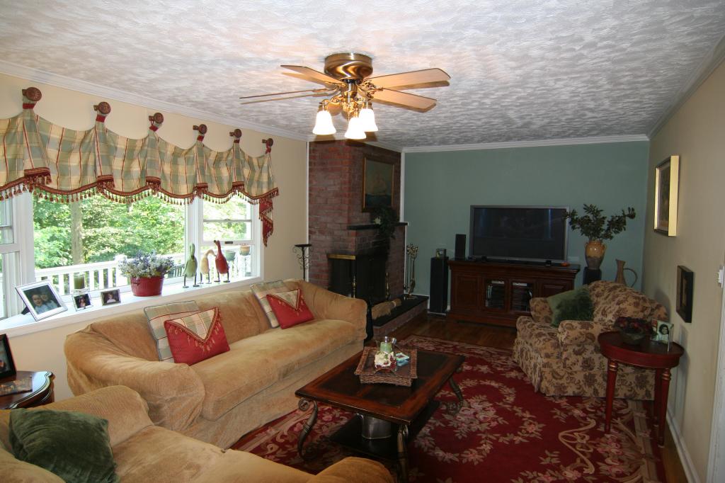 MLS #/Web ID: 2697272