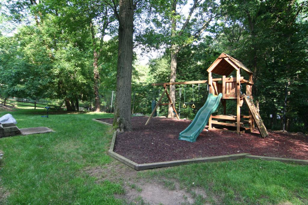 MLS #/Web ID: 2697272