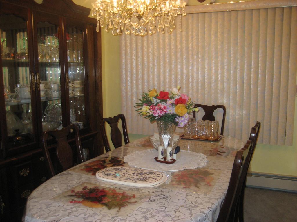 138 BROWN AVE