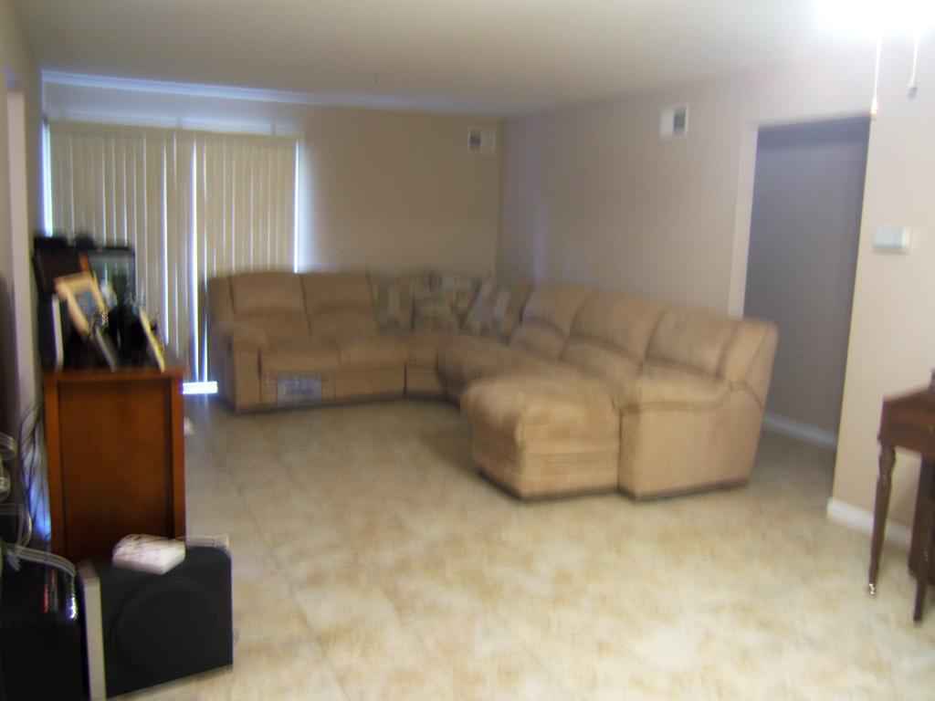 12 CRESTVIEW LN