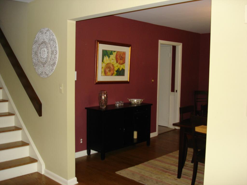 8 Dickens Court