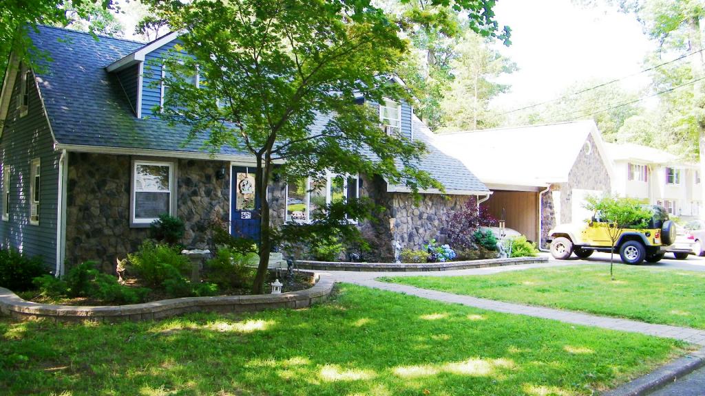 MLS #/Web ID: 2707672