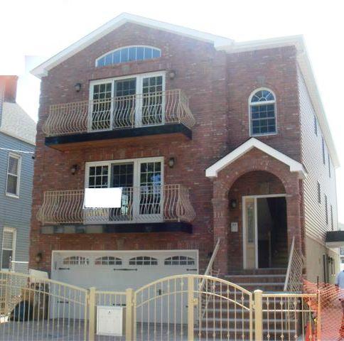 MLS #/Web ID: 2713872