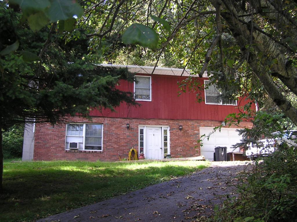 910 OLD SCHOOL HOUSE RD
