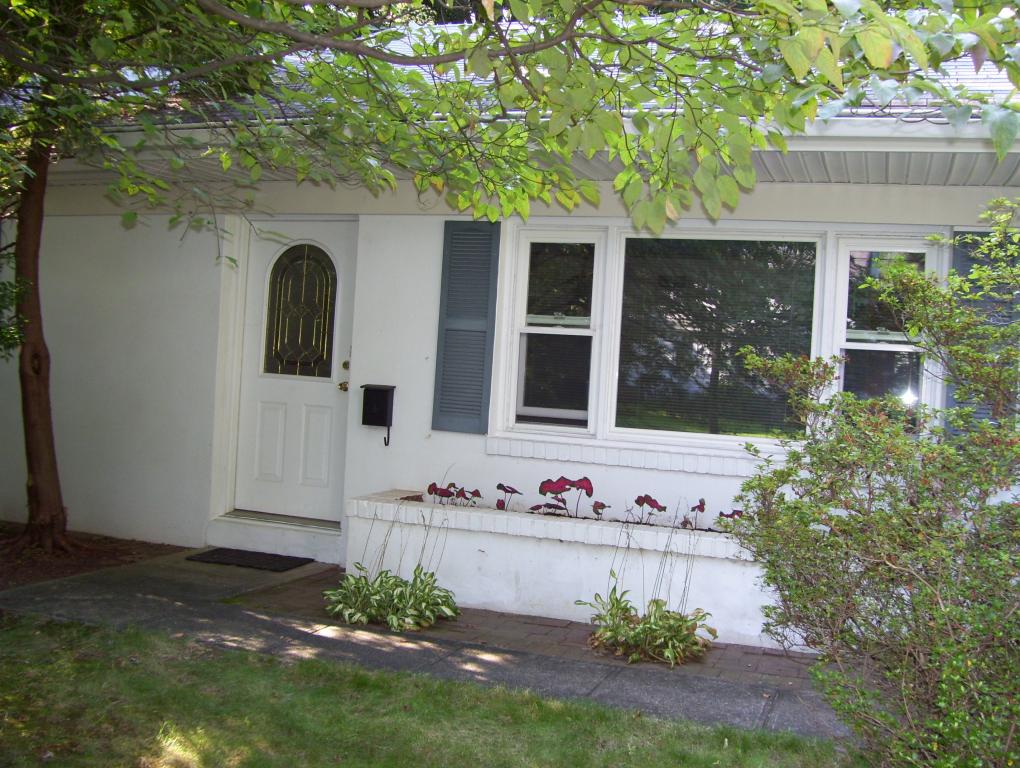 MLS #/Web ID: 2717872