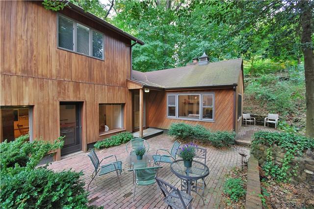 MLS #/Web ID: 2721372