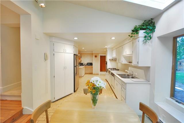 MLS #/Web ID: 2721372