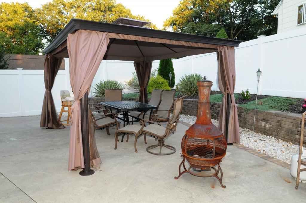 MLS #/Web ID: 2724372