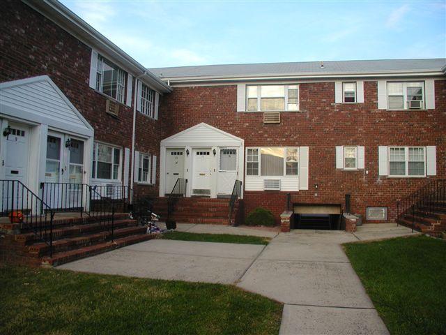 MLS #/Web ID: 2724672