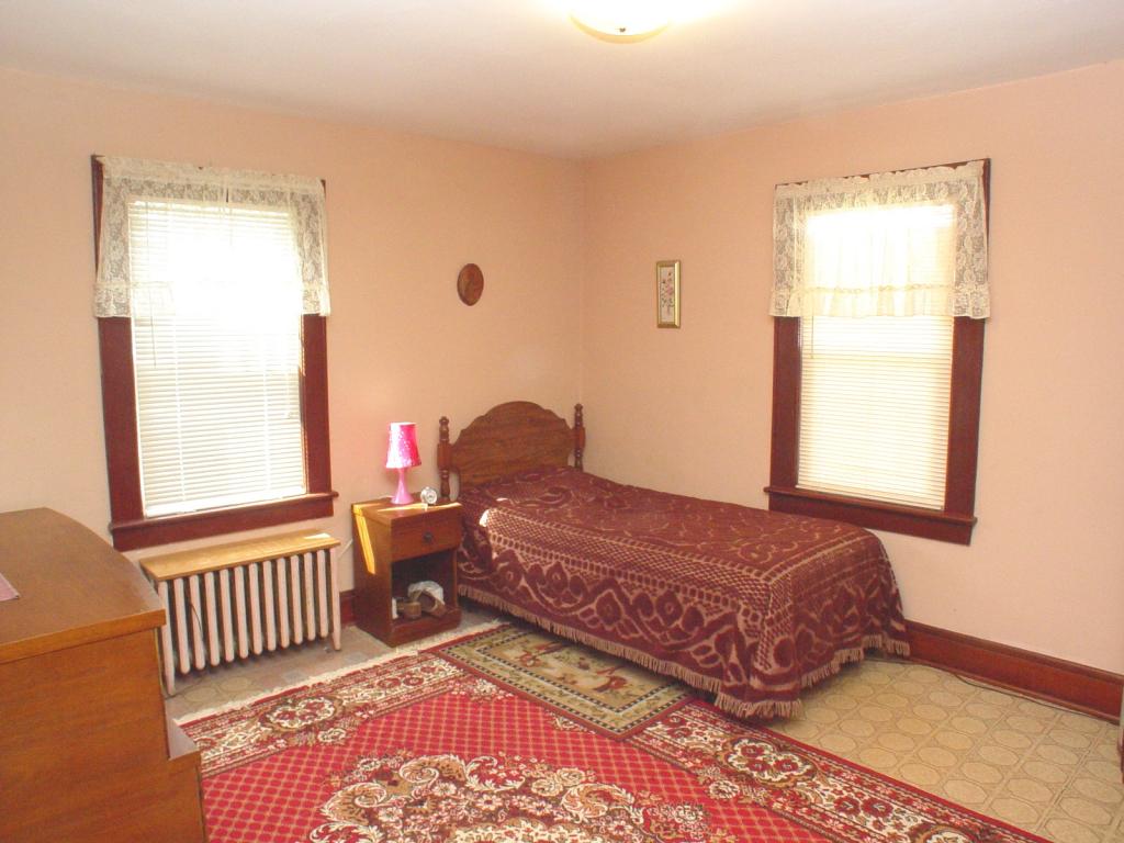 MLS #/Web ID: 2724772