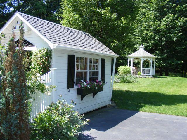 2 CHIMNEY HILL DR