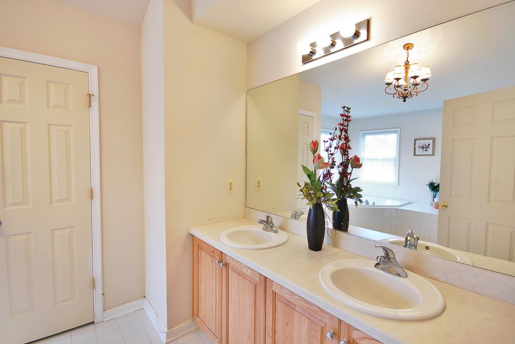 24 SCHWEINBERG DR