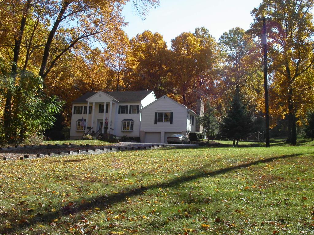 MLS #/Web ID: 2700573