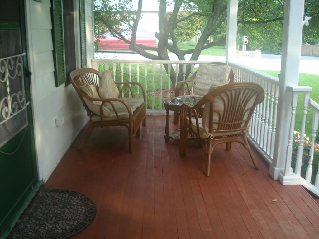 18 E.ELYCROFT AVENUE