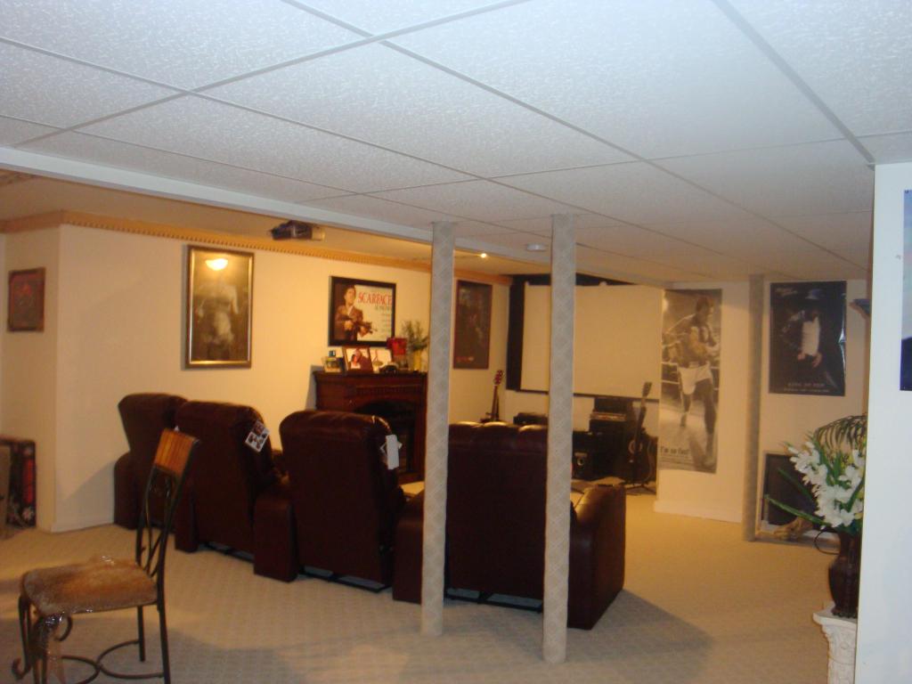 17 ALVIN SLOAN AVE