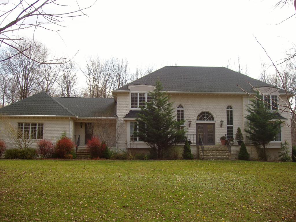72 CHEROKEE COURT