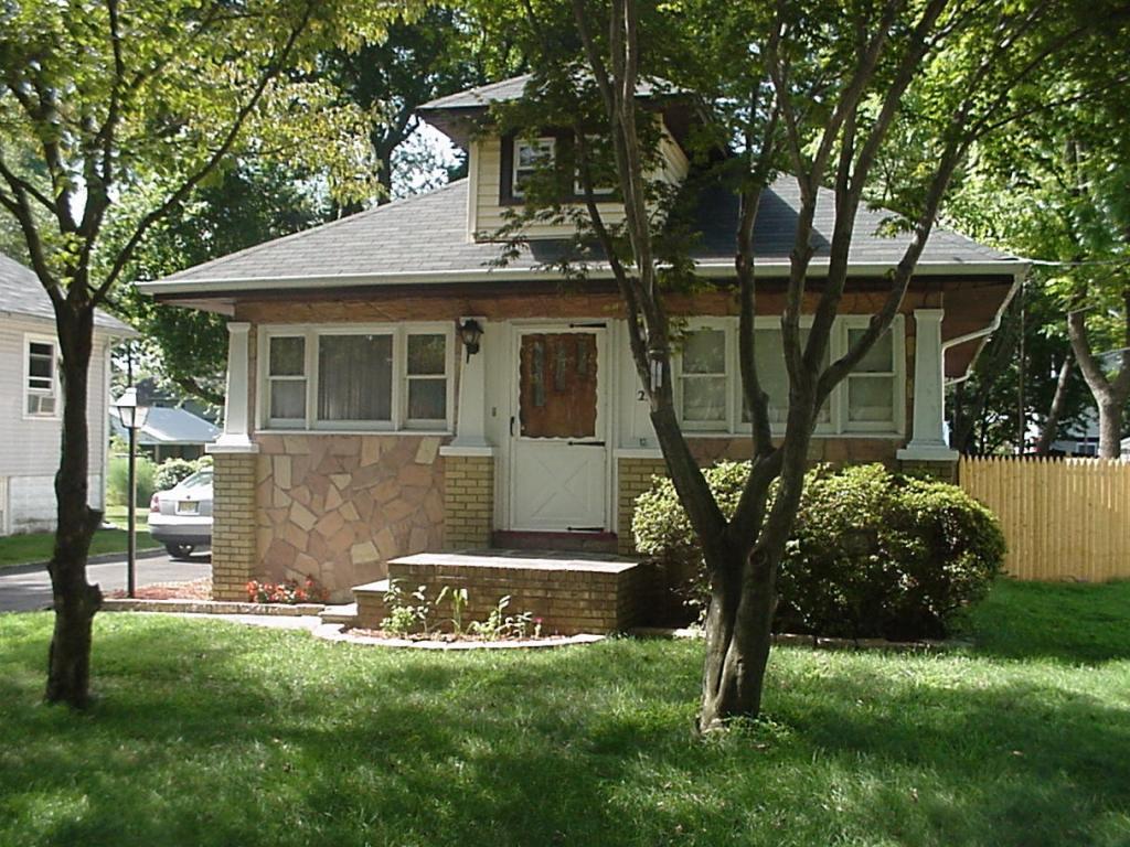 22 CORY RD