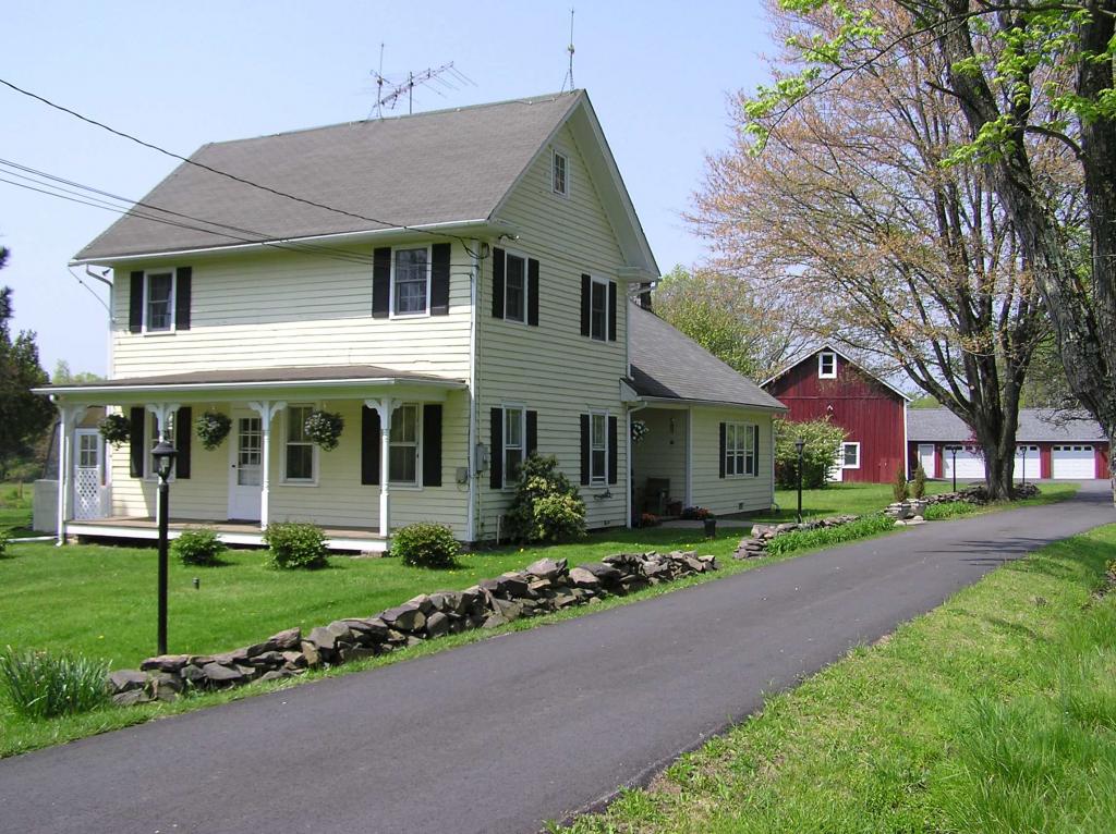 MLS #/Web ID: 2686274