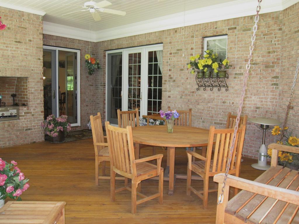 MLS #/Web ID: 2694874