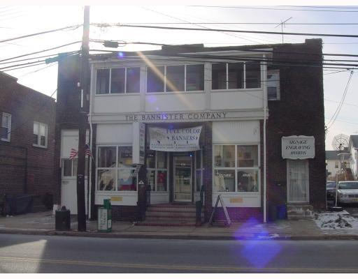 128 N MAIN ST