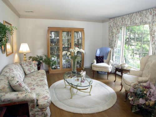 MLS #/Web ID: 2720574
