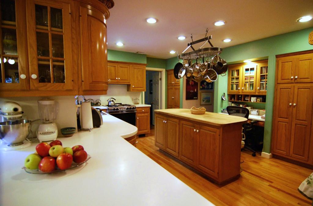 384 HIGHVIEW TER