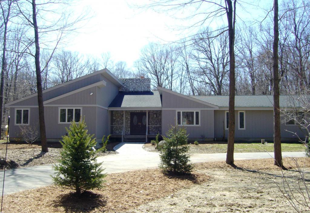 MLS #/Web ID: 2722574