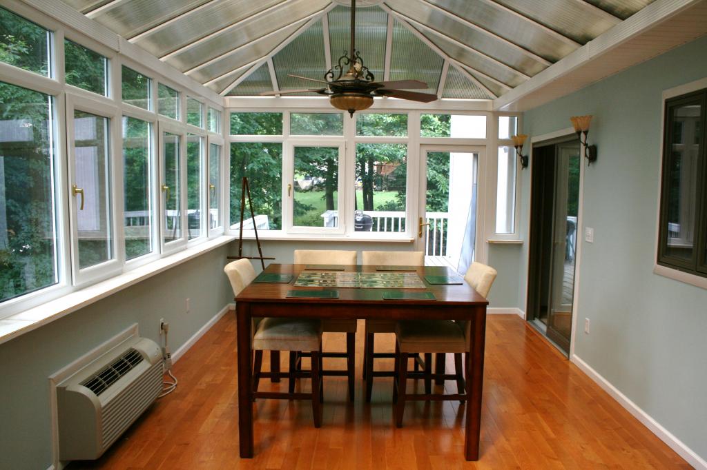 MLS #/Web ID: 2722774