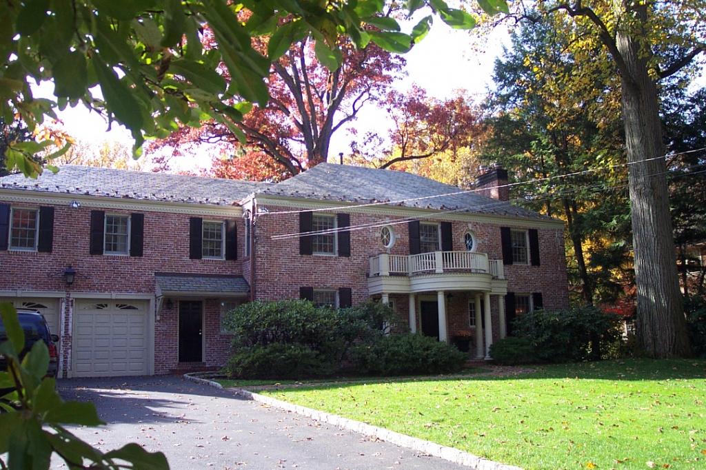 MLS #/Web ID: 2723774