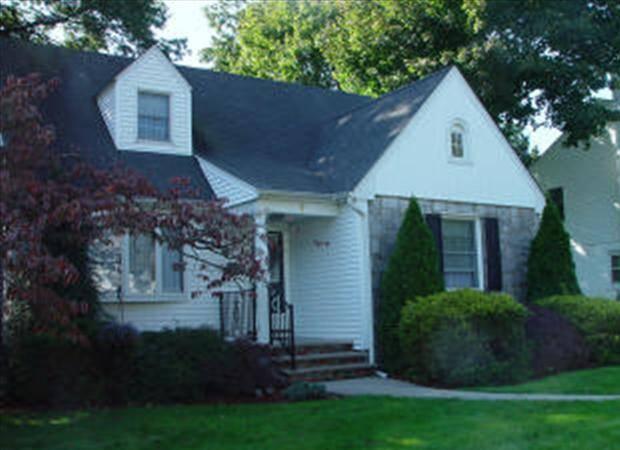7 RYDER RD