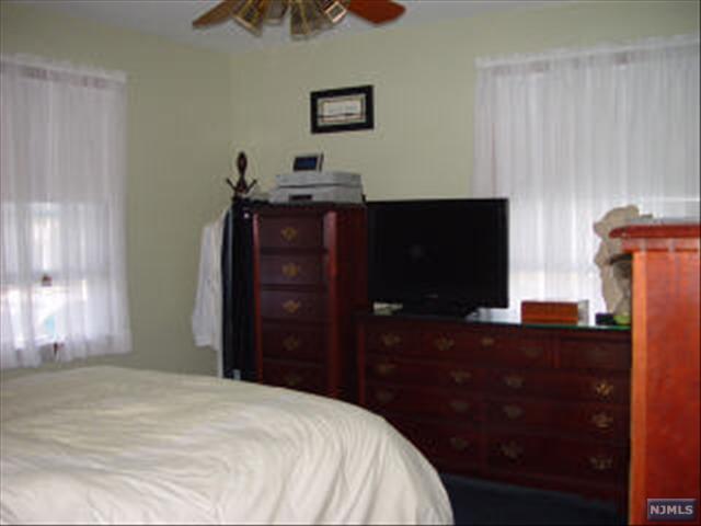 7 RYDER RD