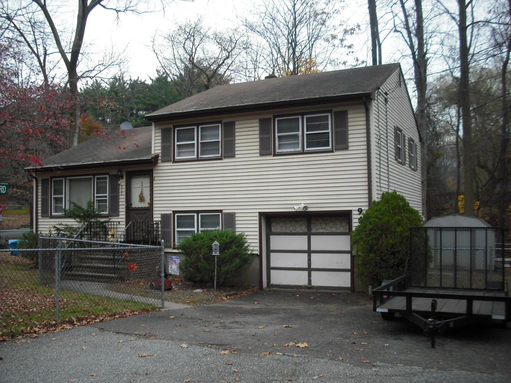 946 HIGH MOUNTAIN RD