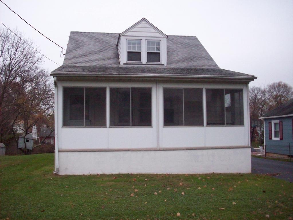103 MAPLE ST