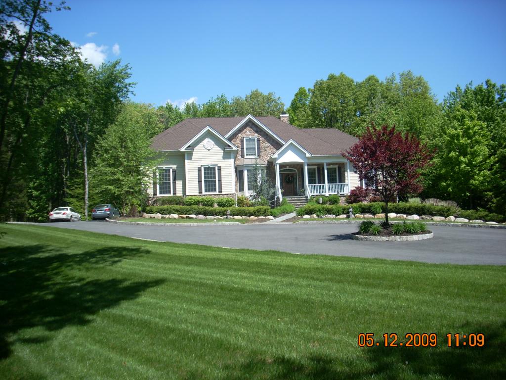120 Mountain Ave