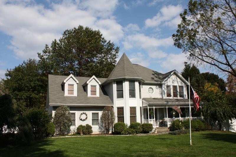 MLS #/Web ID: 2694075