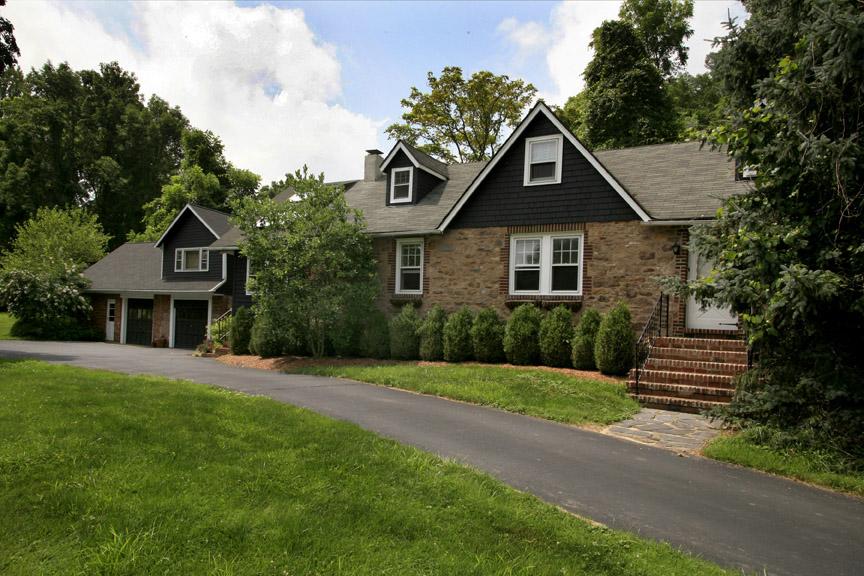 MLS #/Web ID: 2697175