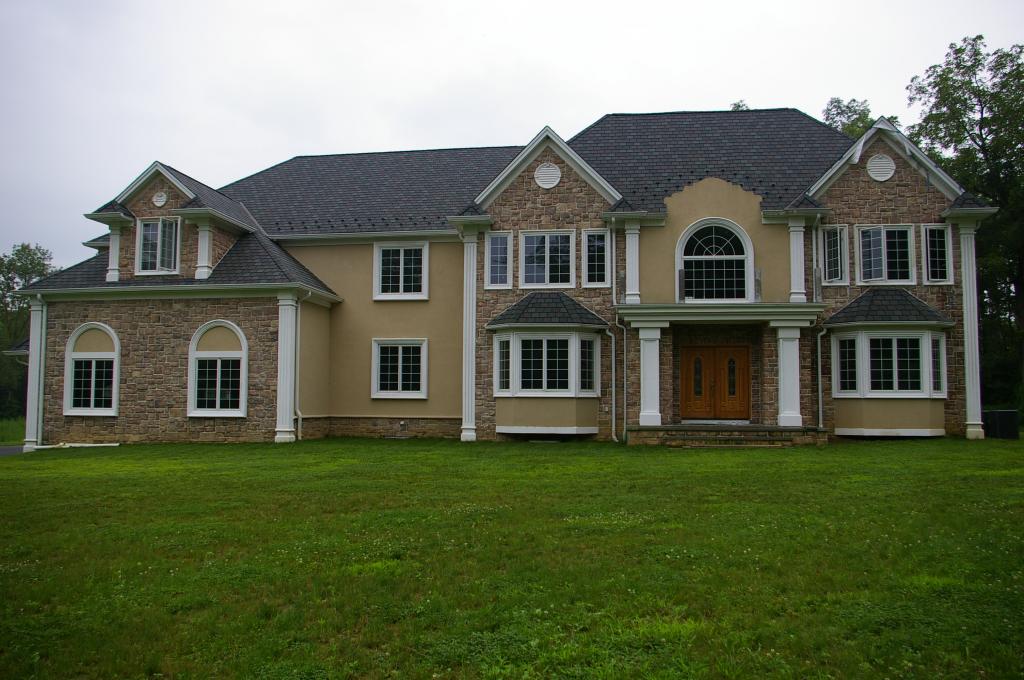 MLS #/Web ID: 2705175