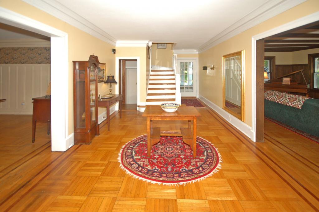 MLS #/Web ID: 2707175