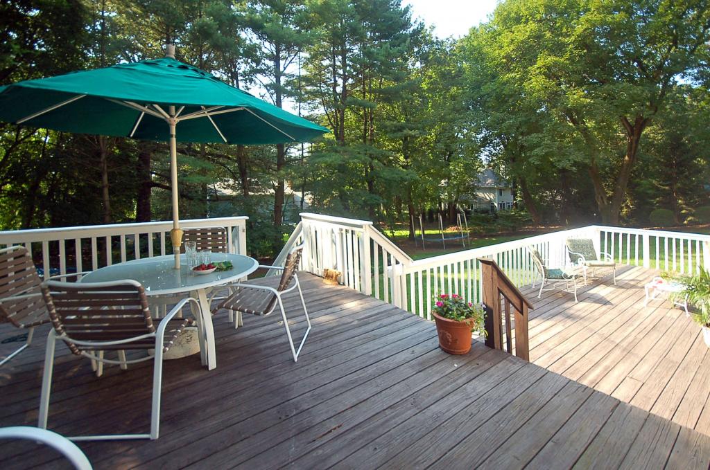MLS #/Web ID: 2707175