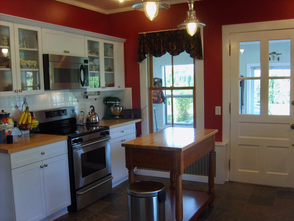 6 PLEASANT VIEW MANOR RD