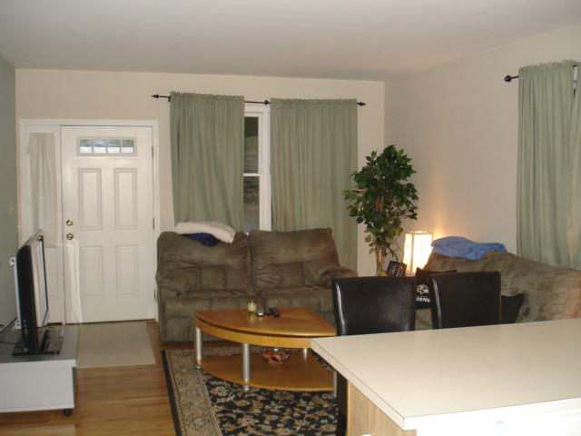 48-B PHOENIX AVE