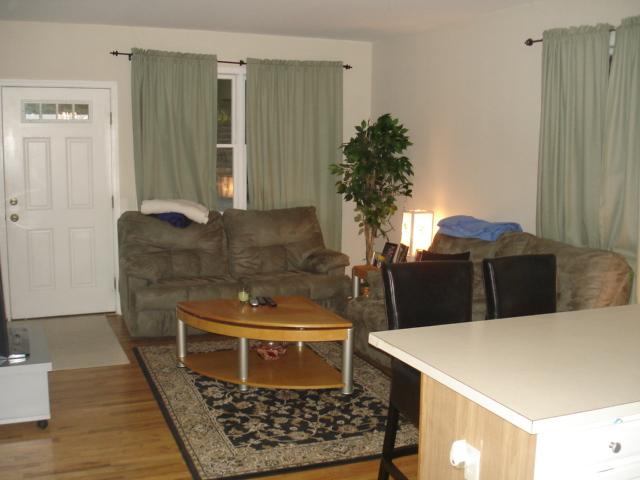 48-B PHOENIX AVE