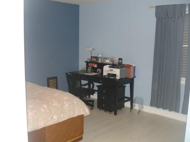 48-B PHOENIX AVE