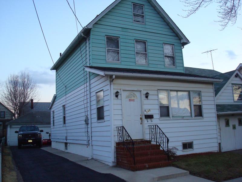 MLS #/Web ID: 2676376