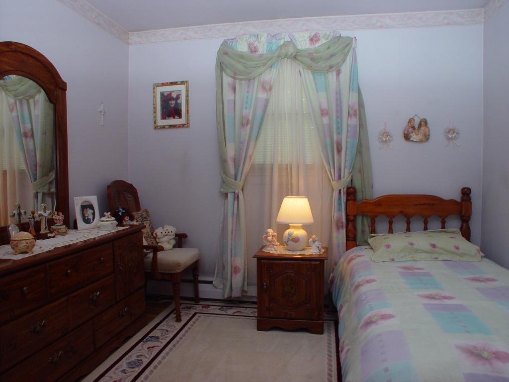 MLS #/Web ID: 2697576