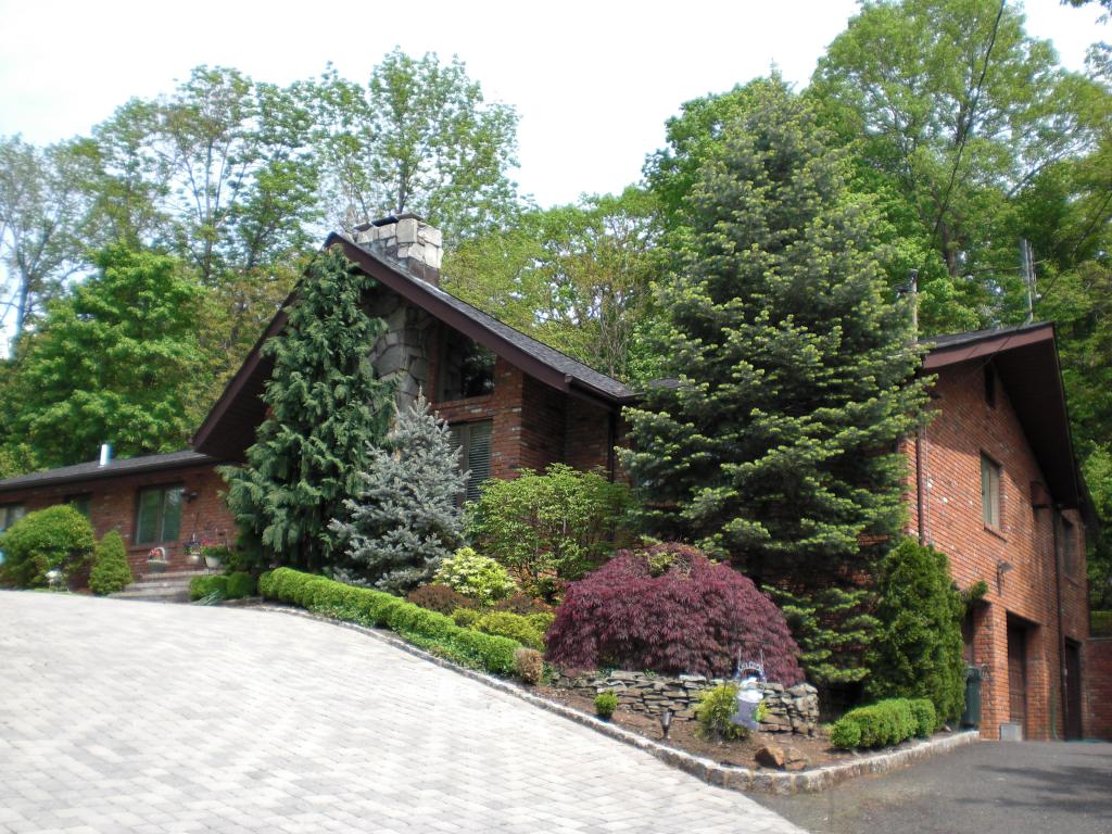 112 KING GEORGE RD
