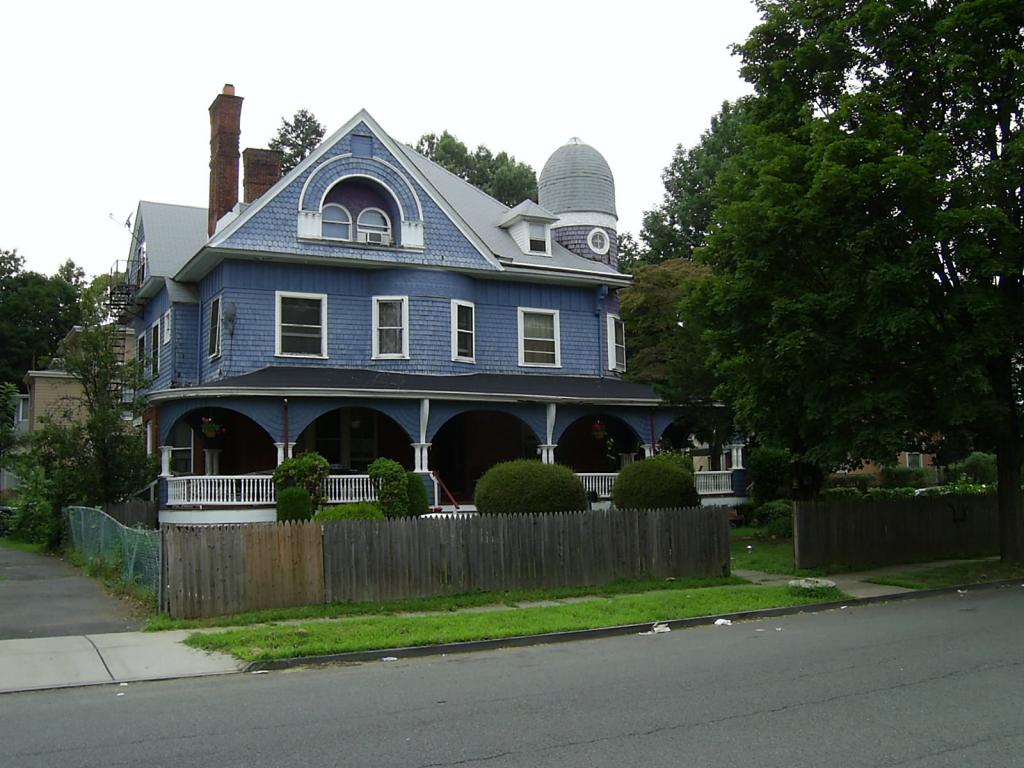 MLS #/Web ID: 2701176