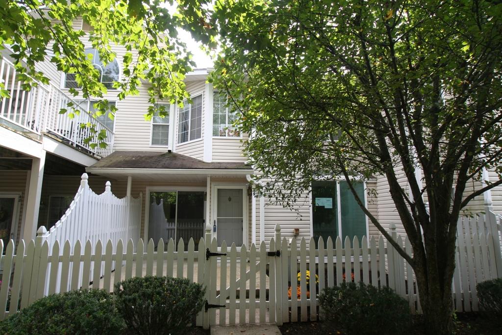 MLS #/Web ID: 2716476