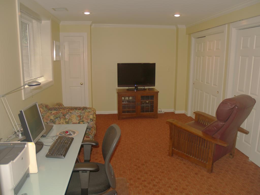 54 MURRAY HILL SQ