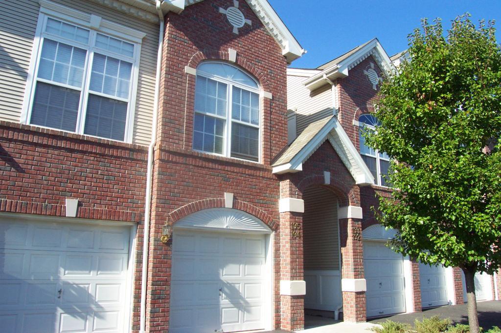 194 RIVERWALK WAY